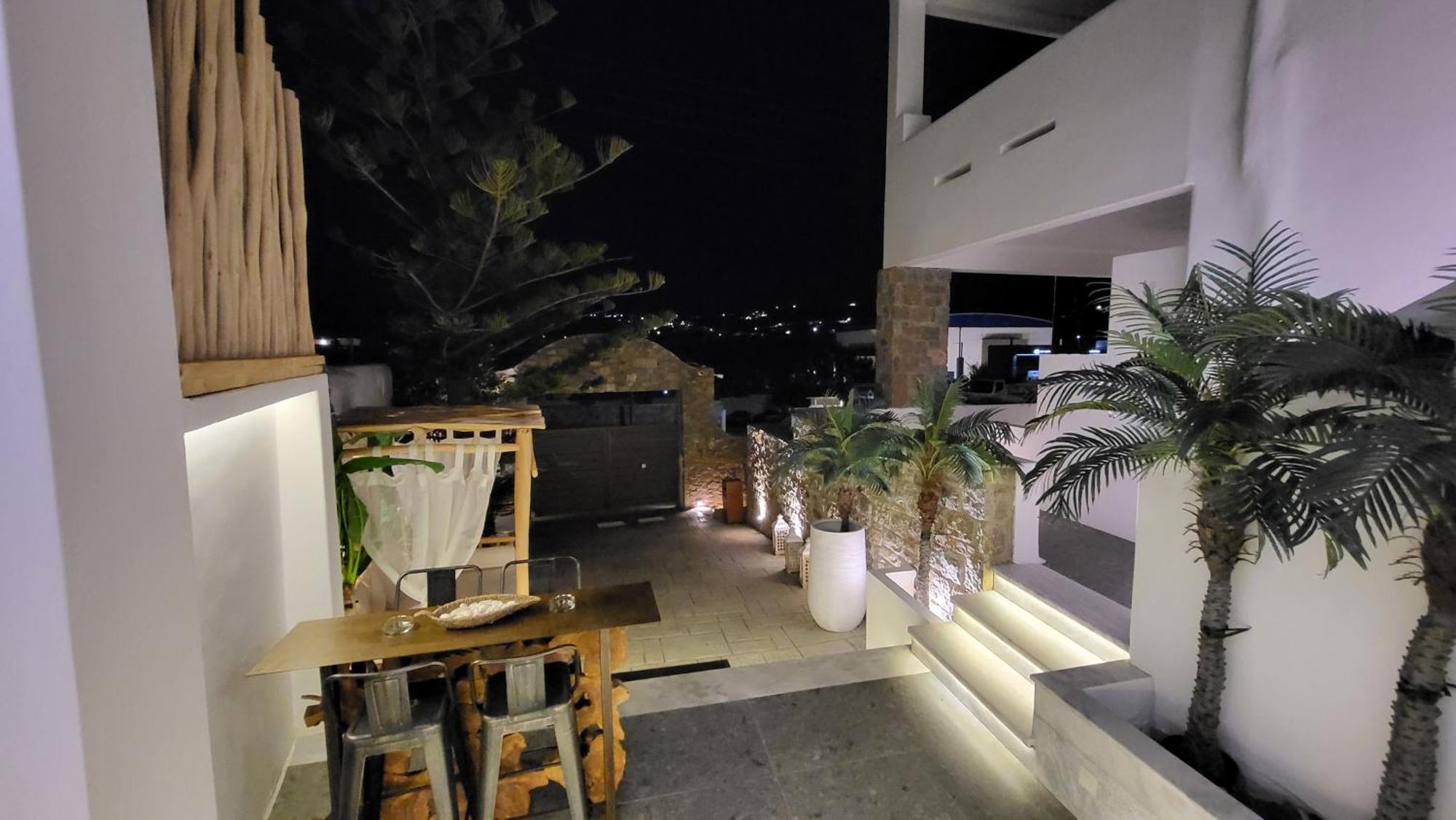 Mykonos Double Luxury Mini Suites - Adults Only 아노 메라 외부 사진